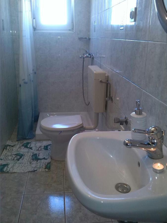 Midnight Apartment Razanac Ngoại thất bức ảnh